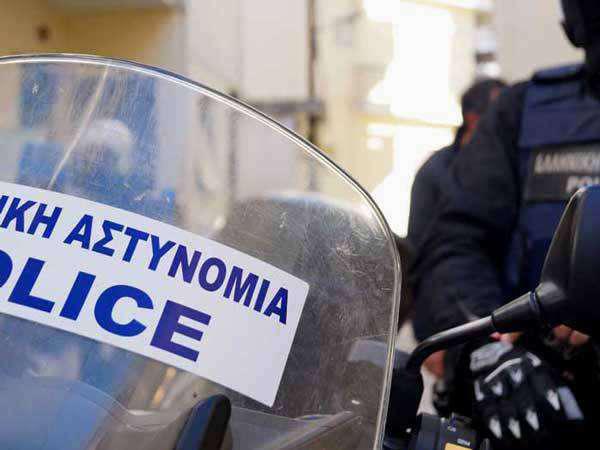 Î‘Ï€Î¿Ï„Î­Î»ÎµÏƒÎ¼Î± ÎµÎ¹ÎºÏŒÎ½Î±Ï‚ Î³Î¹Î± Î£Ï…Î½ÎµÎ»Î®Ï†Î¸Î· 17Ï‡ÏÎ¿Î½Î¿Ï‚ ÏƒÏ„Î¿ ÎœÎµÏƒÎ¿Î»ÏŒÎ³Î³Î¹ Î³Î¹Î±Ï„Î¯ Î´ÎµÎ½ ÎµÎ¯Ï‡Îµ ÎµÎºÎ´ÏŽÏƒÎµÎ¹ Ï„Î±Ï…Ï„ÏŒÏ„Î·Ï„Î±